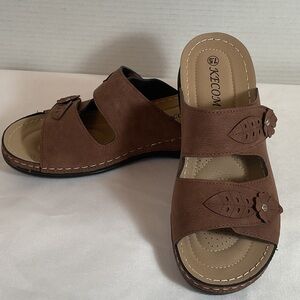 KECOM Women’s Brown Floral Cutout Sandals